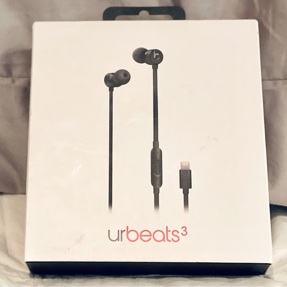 Beats by Dr. Dre urBeats3 Earbuds/Headphones